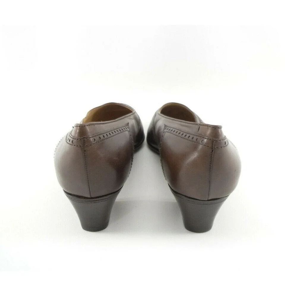 Novella for Classique Shoe Salon Brown Leather Wingtip Block Heel‎ Shoes SZ 39.5